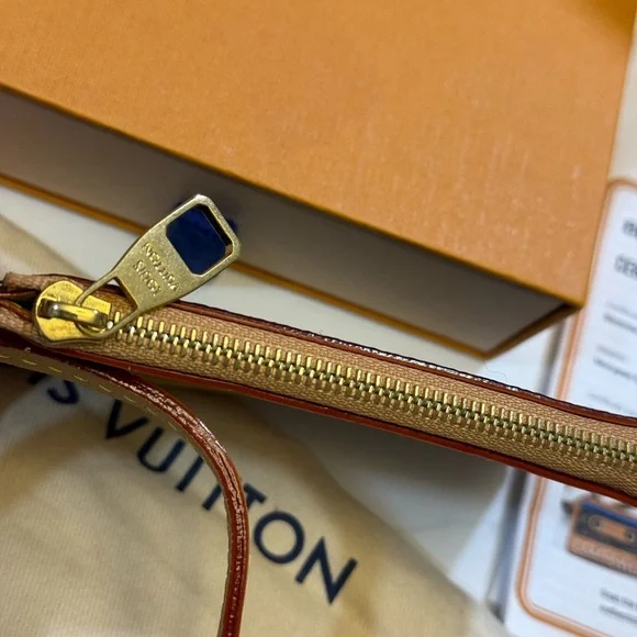 Louis Vuitton Card Holder Monogram LV Tape M14066 140947838